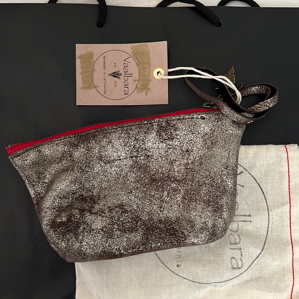 Vaalbara leather Pouch gold shimmer